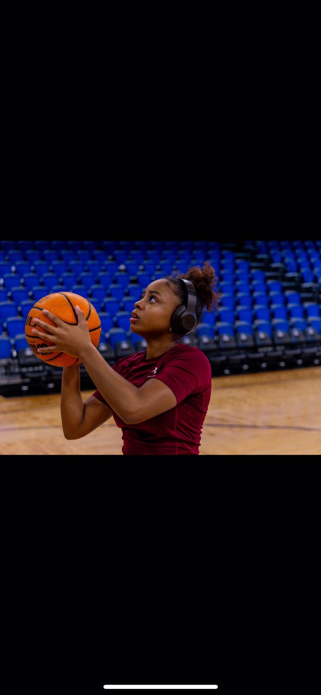 Athlete profile featured image number 2 of 4