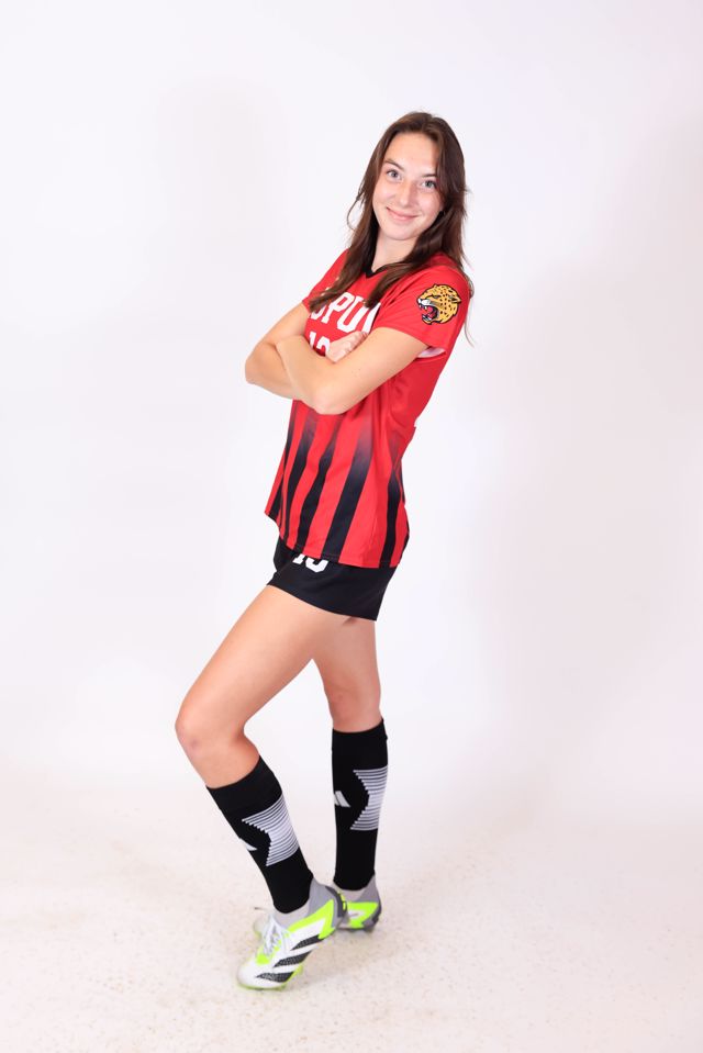 Athlete profile featured image number 3 of 5