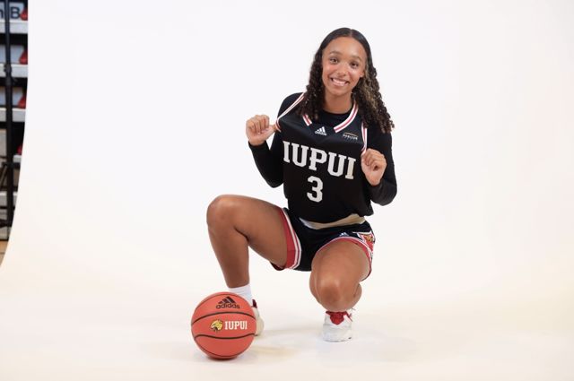 Athlete profile featured image number 2 of 4