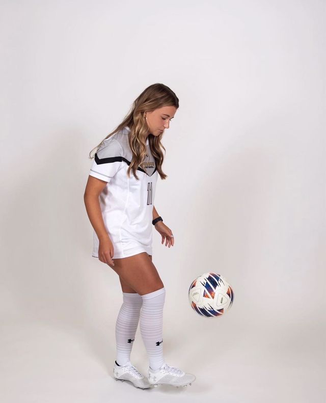 Athlete profile featured image number 2 of 7