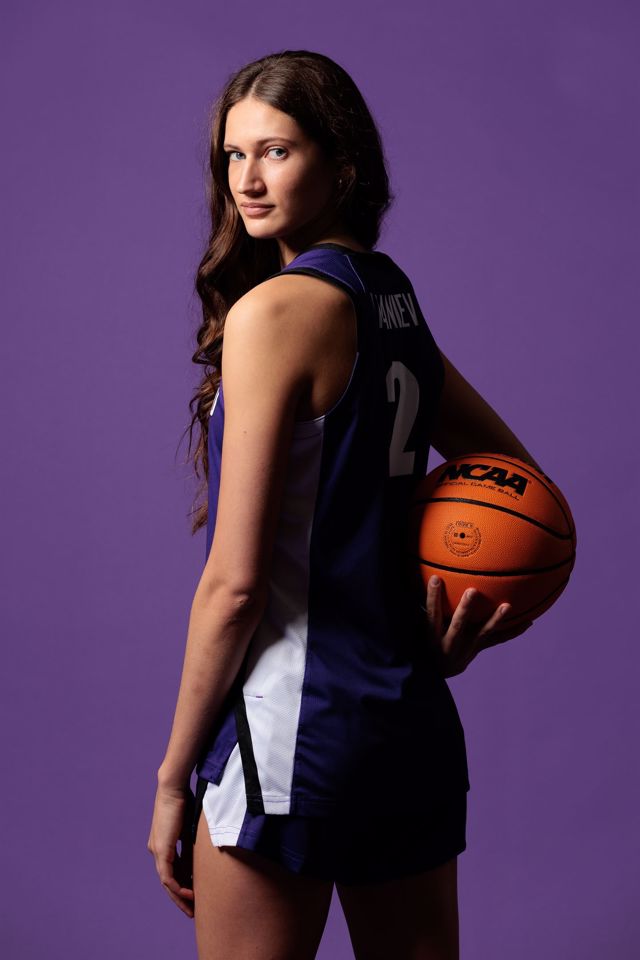 Athlete profile featured image number 1 of 7