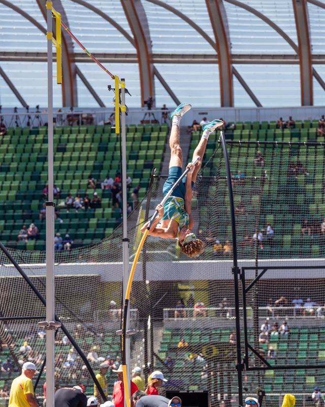 DyeStat.com - Videos - Cody Johnston Champion Boys Pole Vault - New Balance  Nationals Outdoor 2023