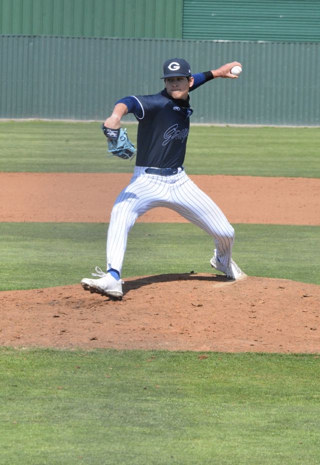 Athlete profile featured image number 2 of 4