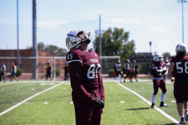 Athlete profile featured image number 1 of 4