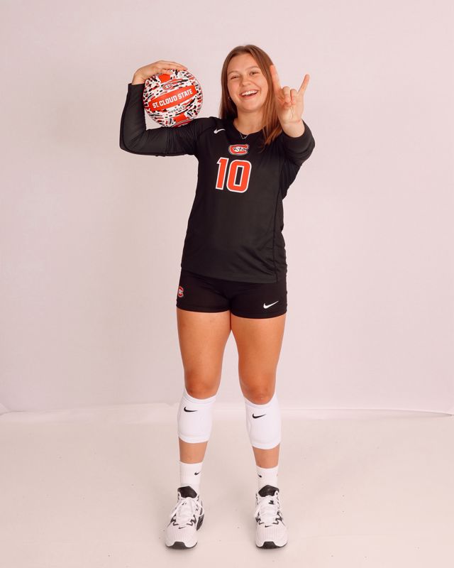 Athlete profile featured image number 2 of 5