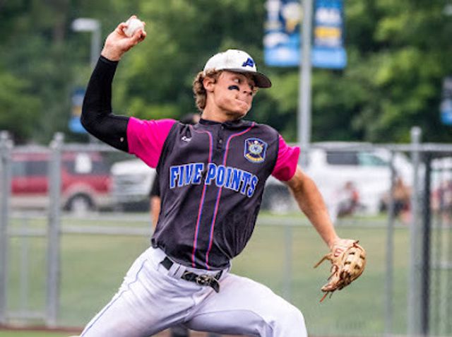 Athlete profile featured image number 1 of 5