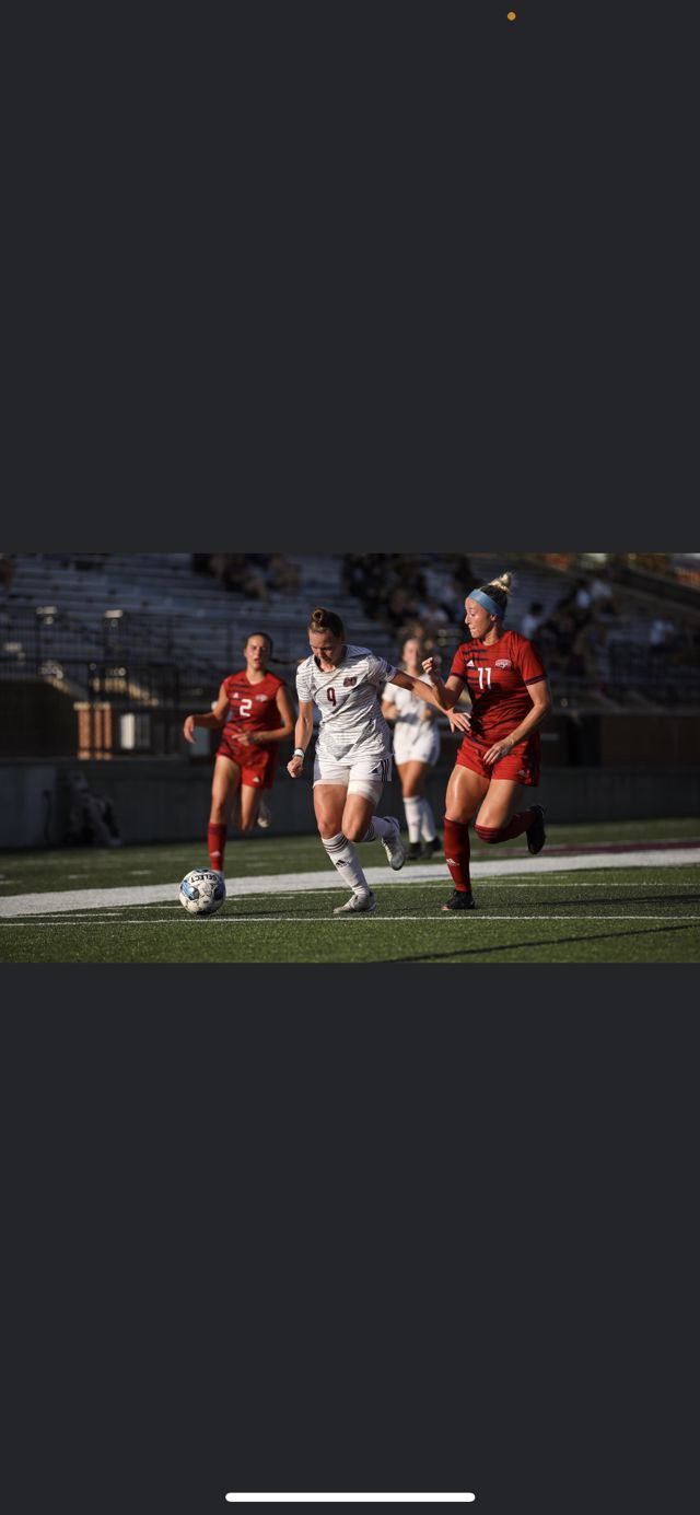 Athlete profile featured image number 2 of 5