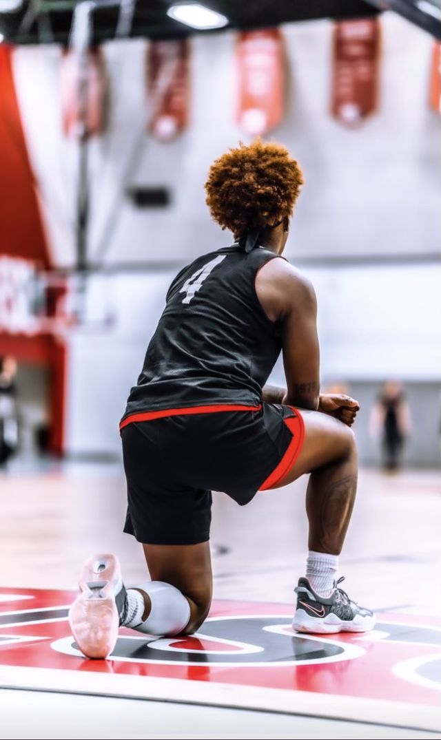 Athlete profile featured image number 1 of 5