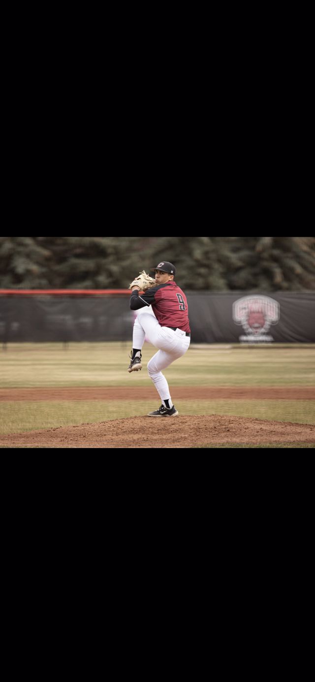 Athlete profile featured image number 1 of 4