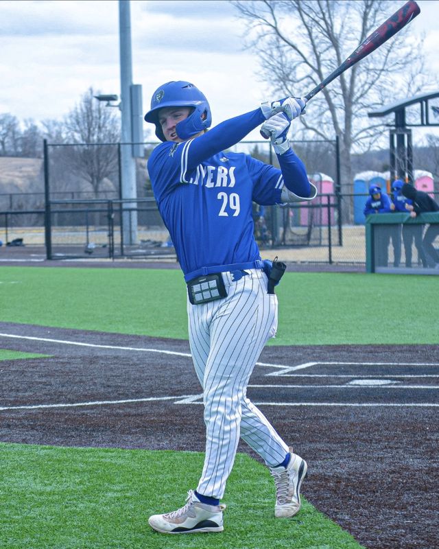 Athlete profile featured image number 2 of 4