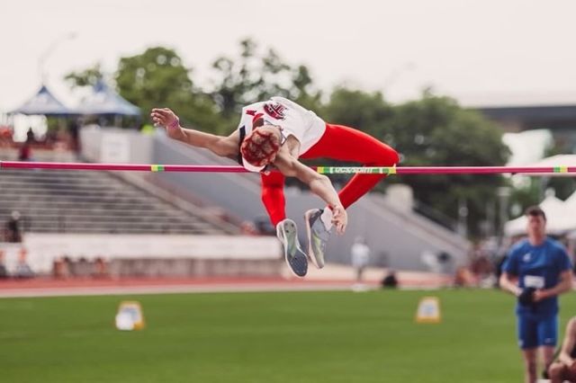 Athlete profile featured image number 1 of 4