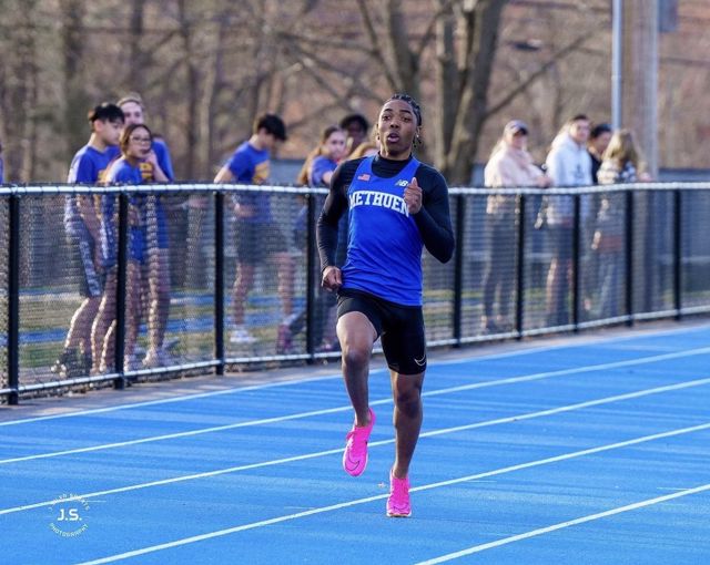 Athlete profile featured image number 2 of 4