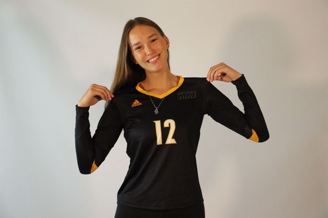 Athlete profile featured image number 3 of 4
