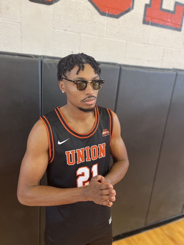 Athlete profile featured image number 1 of 5