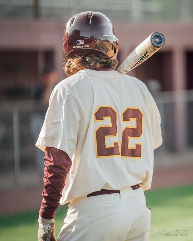 Athlete profile featured image number 2 of 4