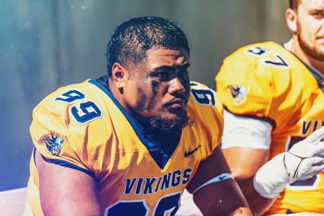 Athlete profile featured image number 3 of 5
