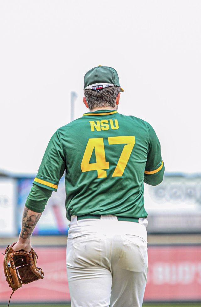 Athlete profile featured image number 2 of 4
