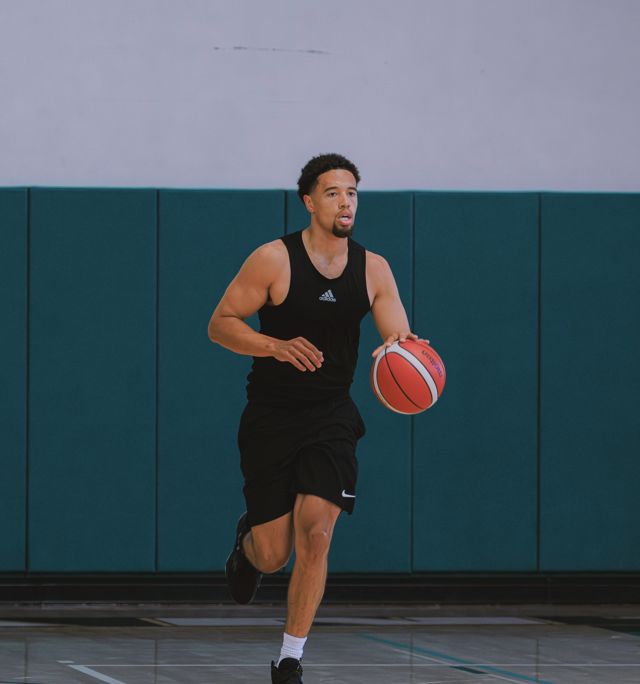 Athlete profile featured image number 3 of 6