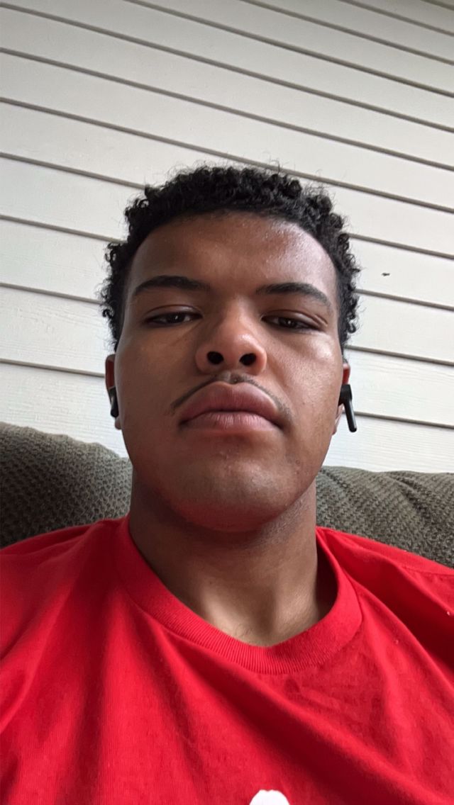 Athlete profile featured image number 2 of 4