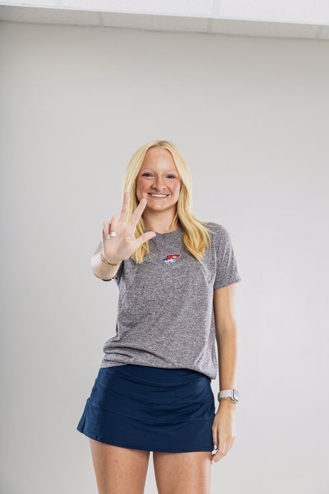 Athlete profile featured image number 1 of 5