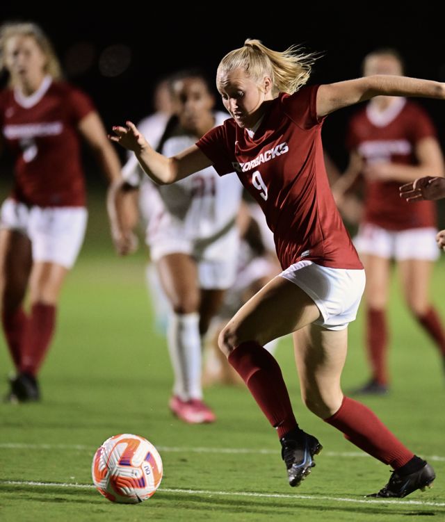 Athlete profile featured image number 3 of 4