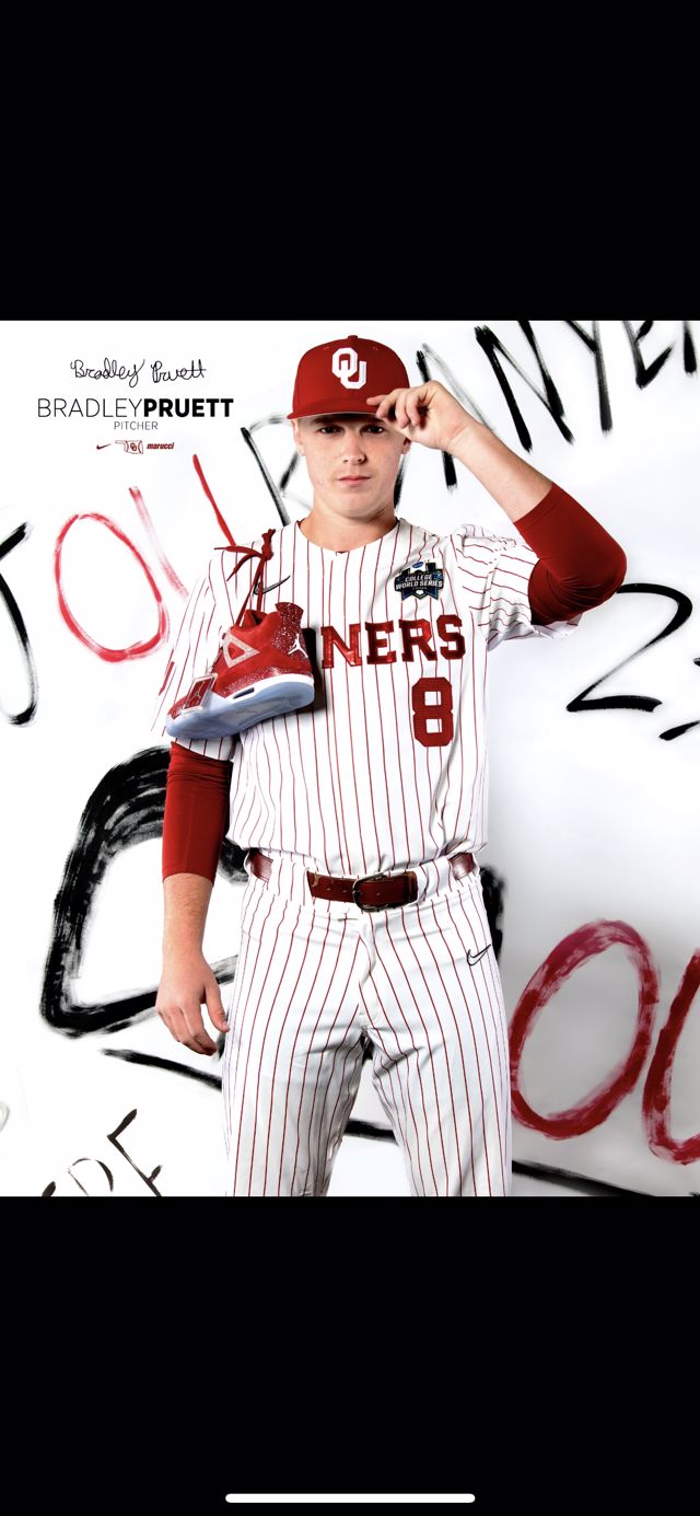 Athlete profile featured image number 1 of 4