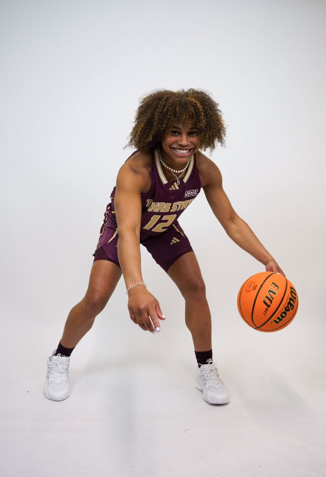 Athlete profile featured image number 3 of 5
