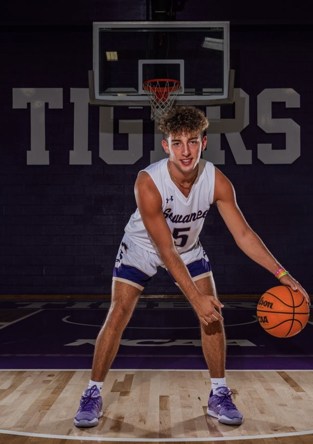 Athlete profile featured image number 1 of 4