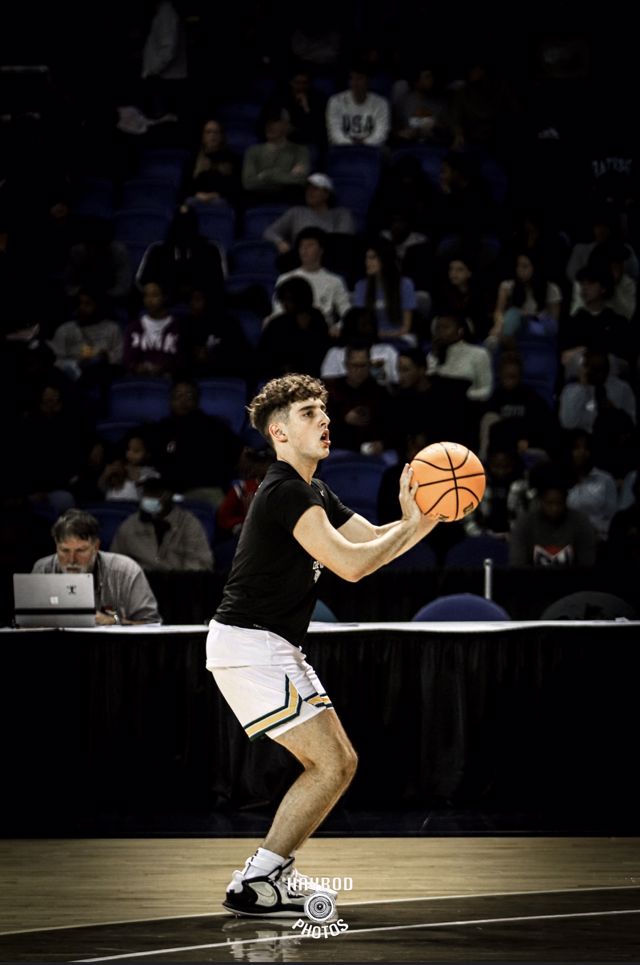 Athlete profile featured image number 4 of 4