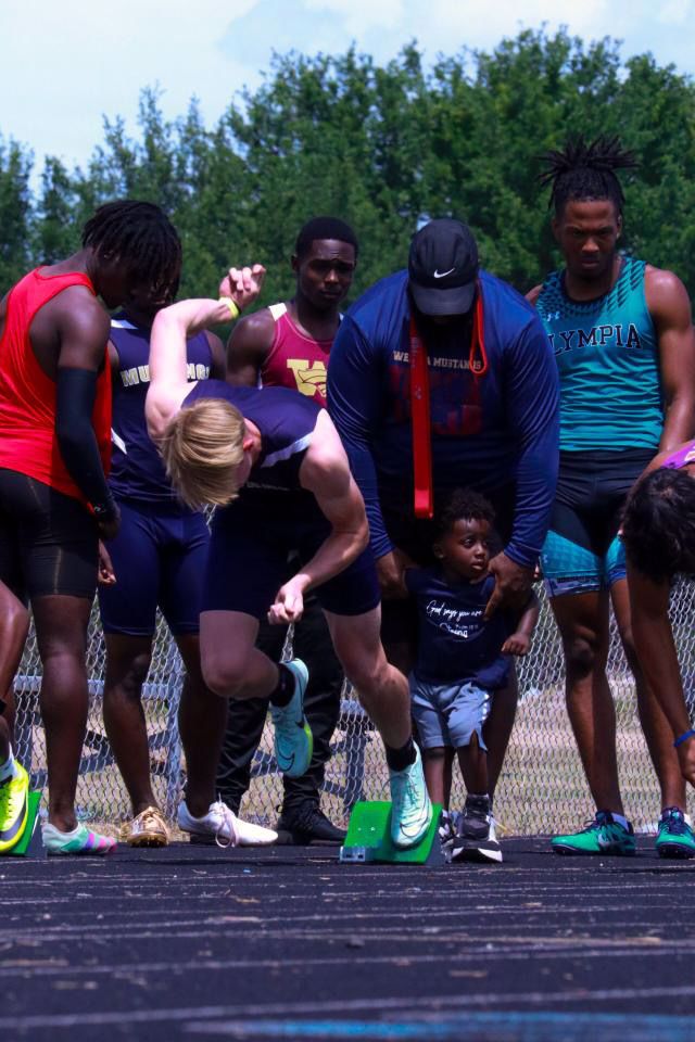 Athlete profile featured image number 2 of 5