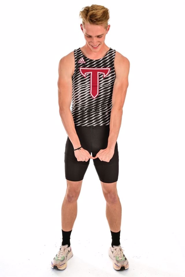 Athlete profile featured image number 3 of 5