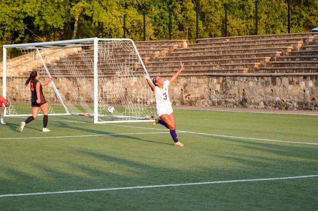 Athlete profile featured image number 4 of 10
