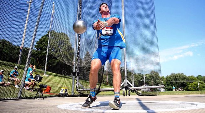 Athlete profile featured image number 1 of 10