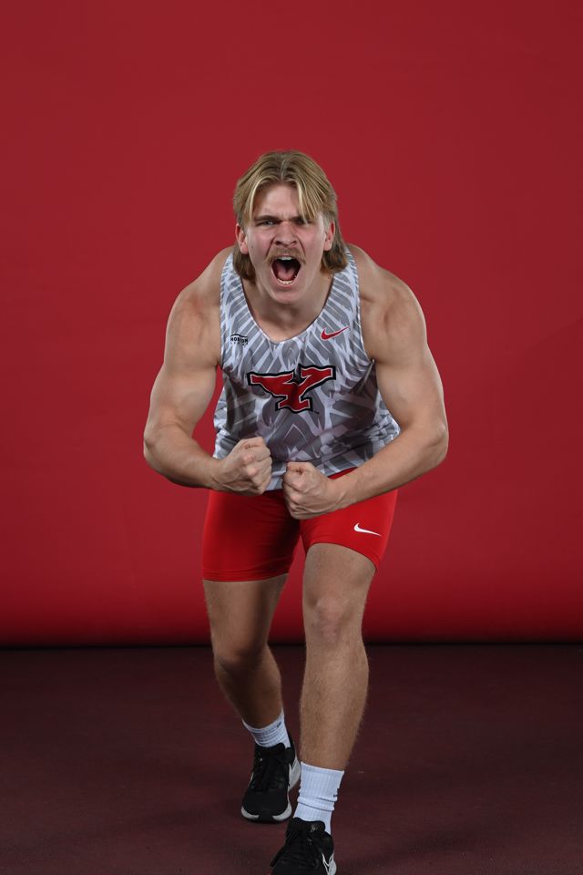 Athlete profile featured image number 3 of 5