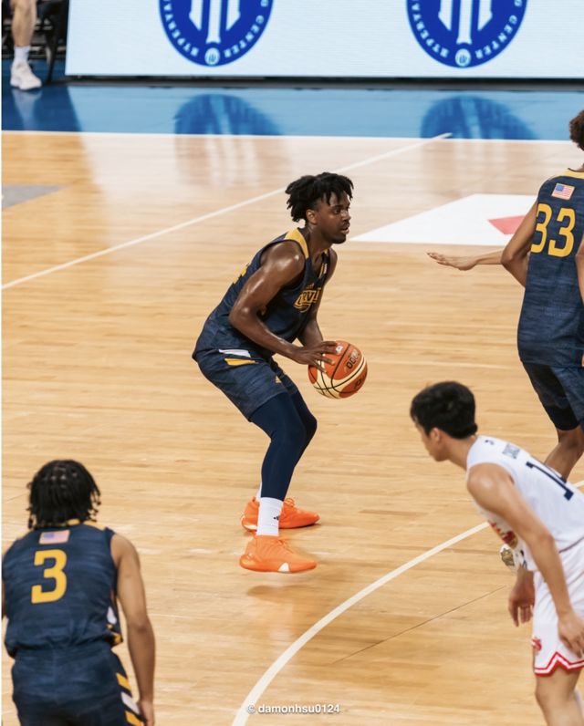 Athlete profile featured image number 2 of 5