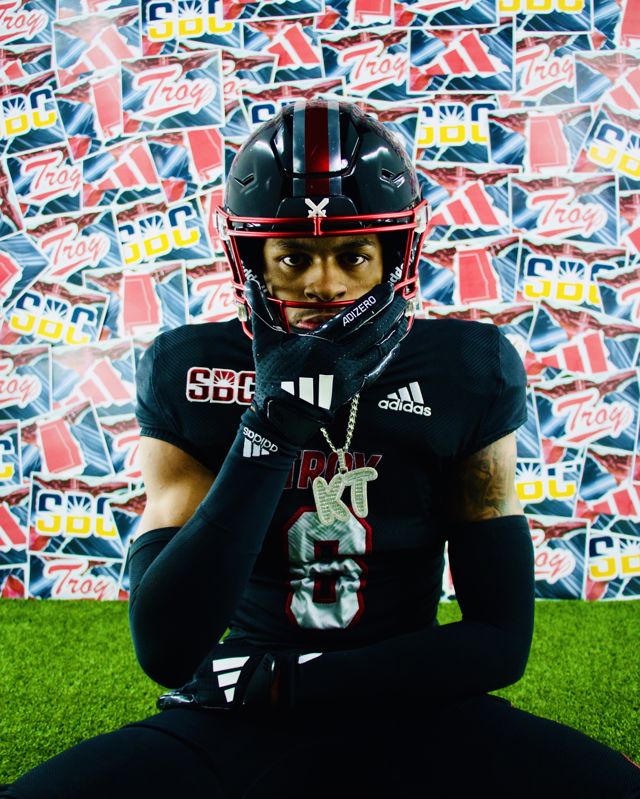 Athlete profile featured image number 2 of 5