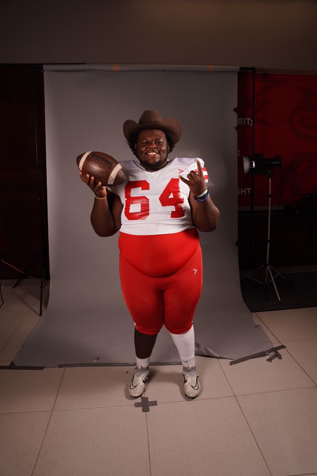 Athlete profile featured image number 1 of 4