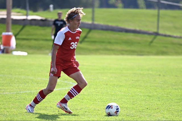 Athlete profile featured image number 2 of 4