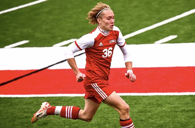 Athlete profile featured image number 1 of 4