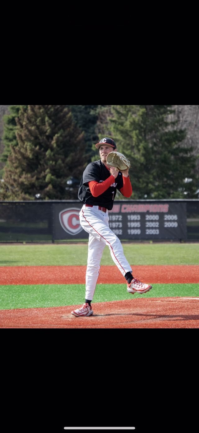 Athlete profile featured image number 2 of 4