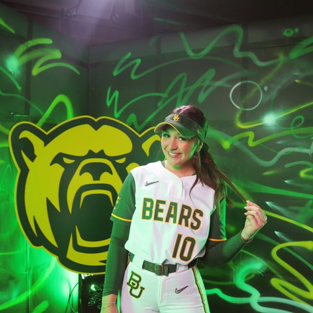 Athlete profile featured image number 2 of 4