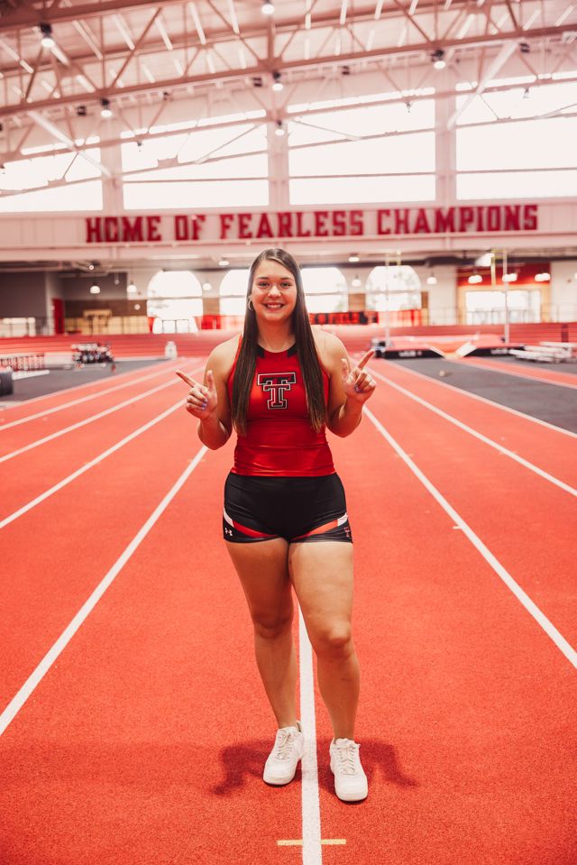 Athlete profile featured image number 3 of 5
