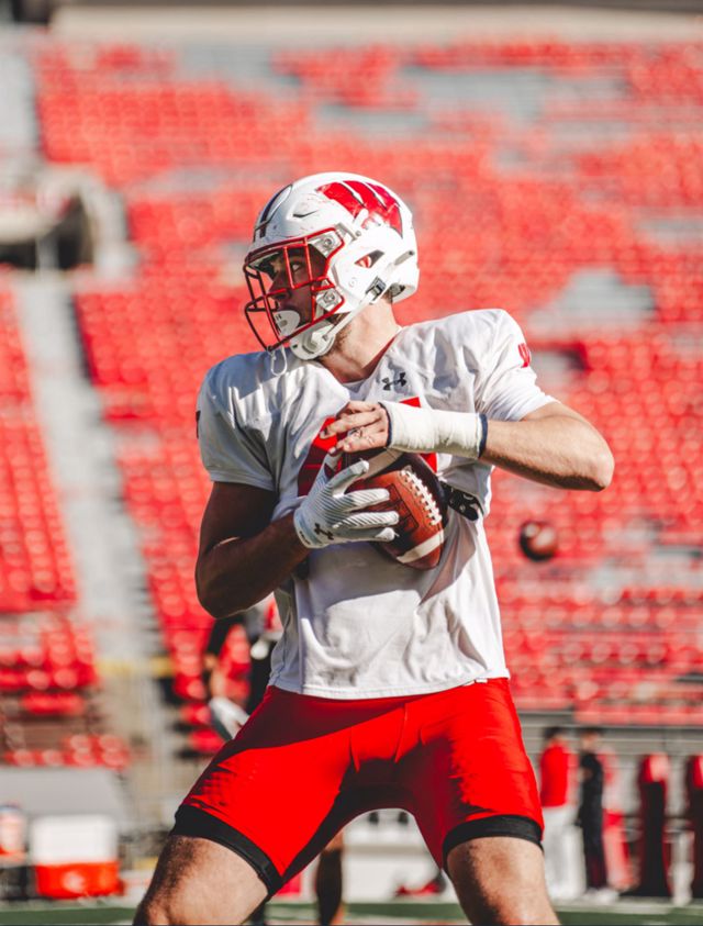 Athlete profile featured image number 1 of 10