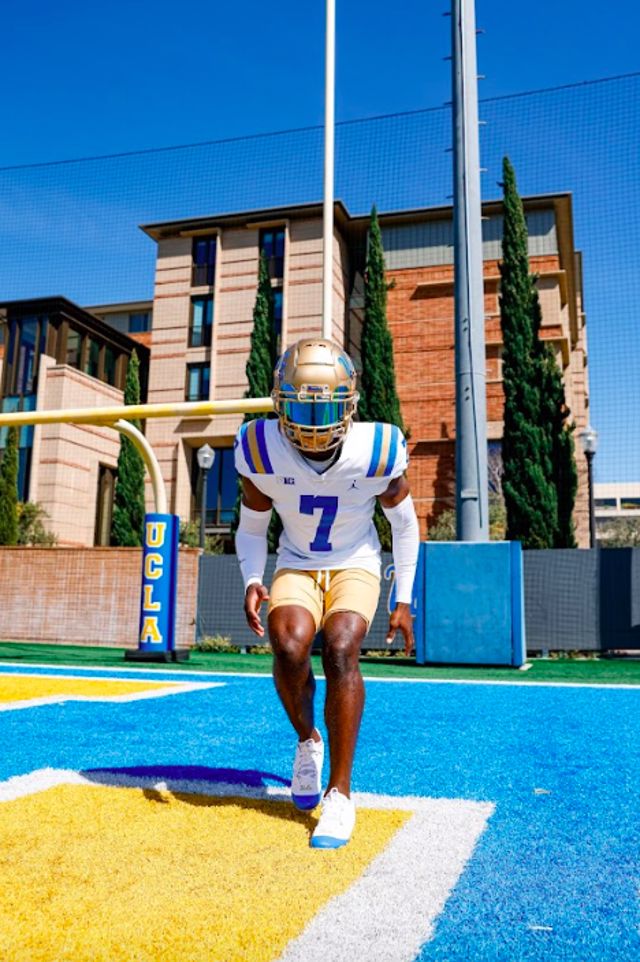Athlete profile featured image number 1 of 5