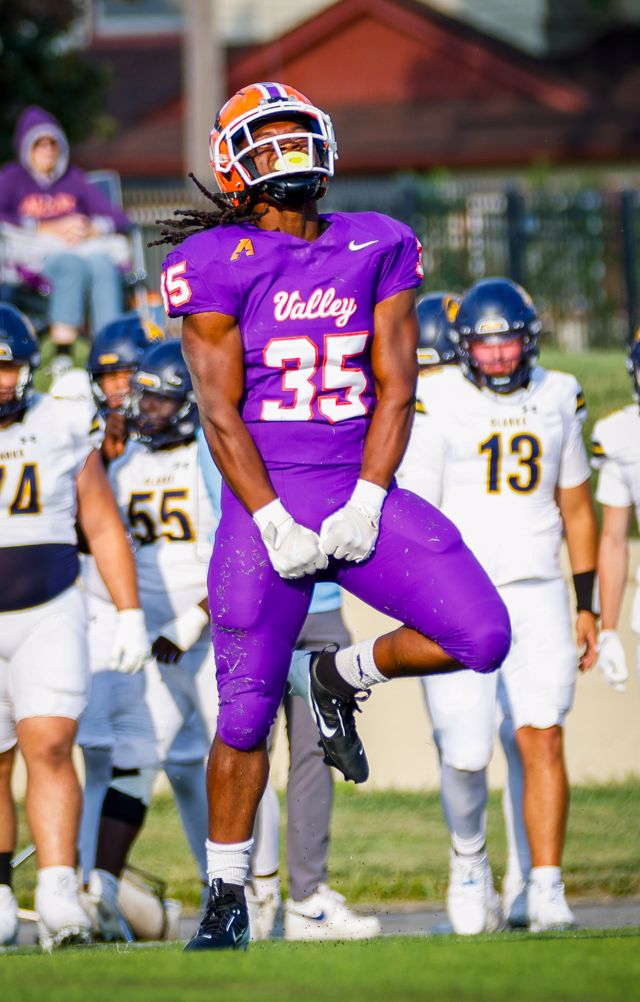 Athlete profile featured image number 1 of 4