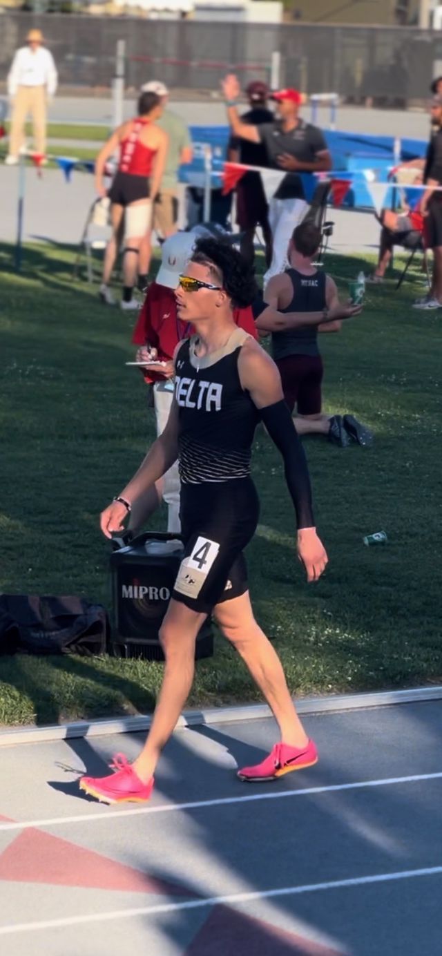 Athlete profile featured image number 1 of 4