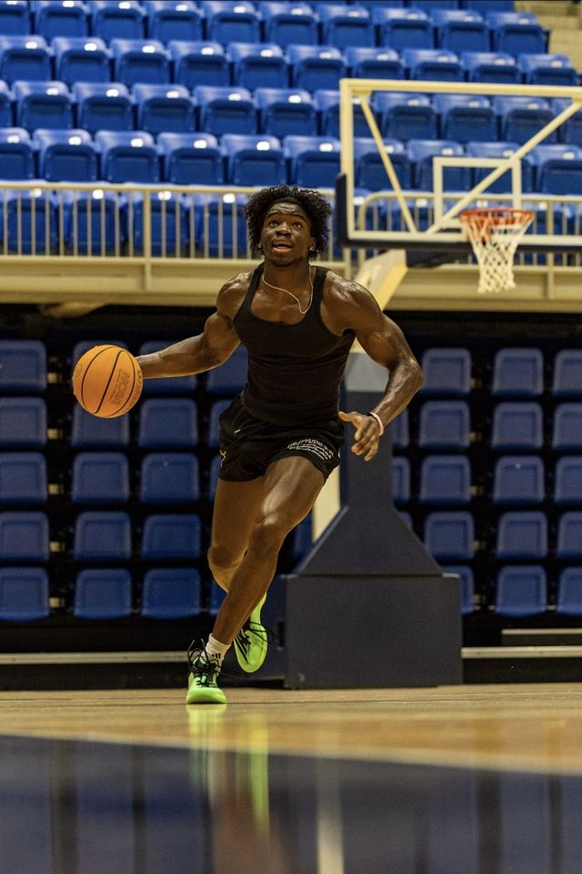 Athlete profile featured image number 8 of 10