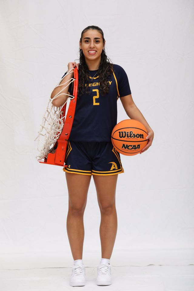 Athlete profile featured image number 1 of 4