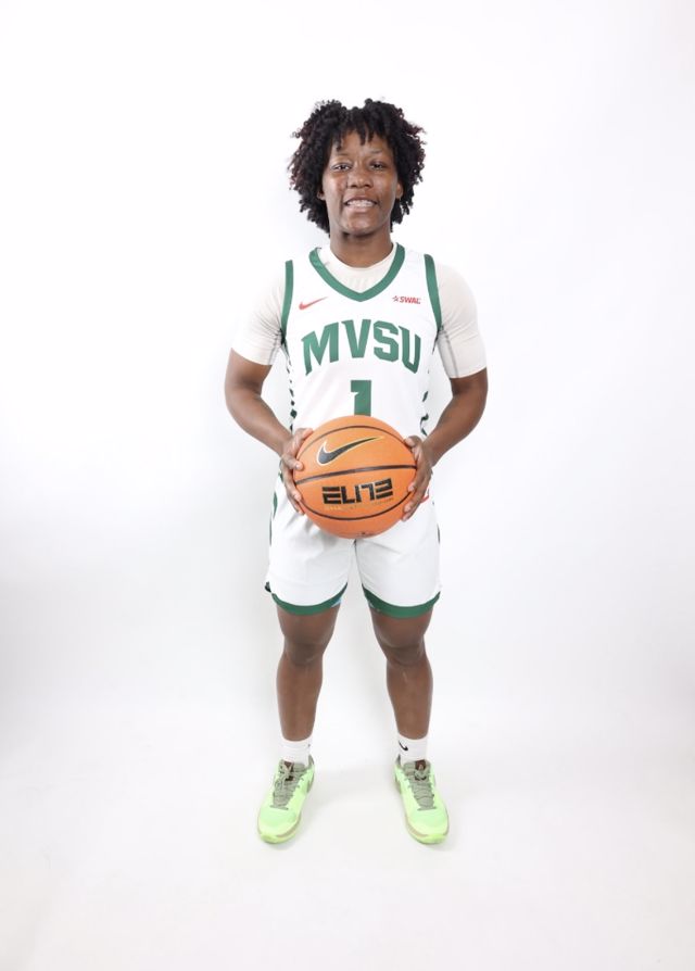Athlete profile featured image number 1 of 4