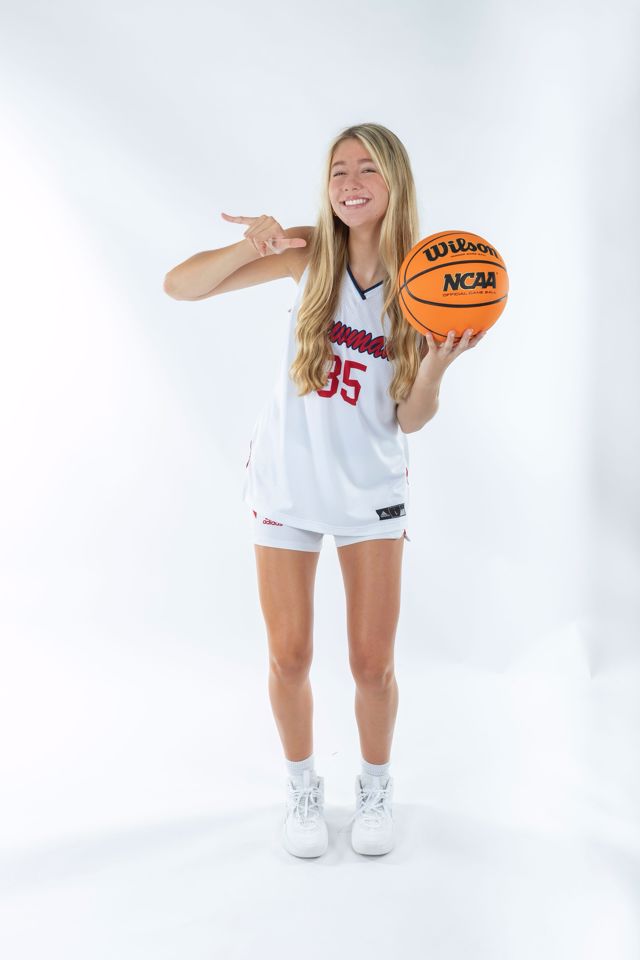 Athlete profile featured image number 1 of 4